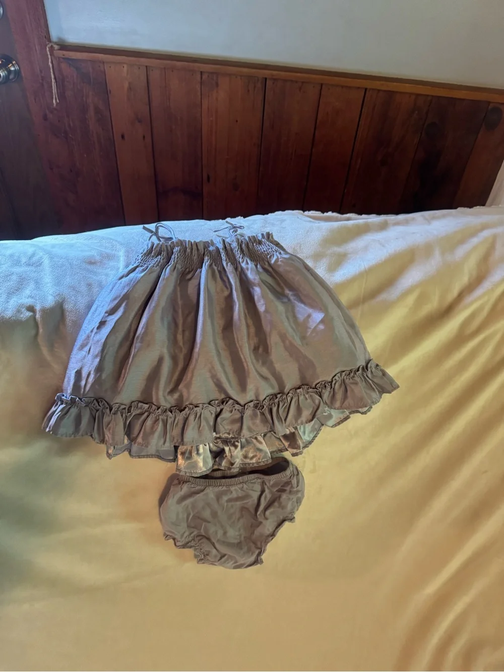 Baby Gap Girls Shimmery silver Ruffle babydoll dress w/ diaper cover